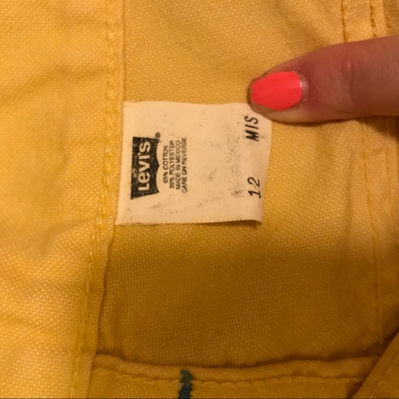 Vintage Levi’s Mom Shorts— RARE - Picture 5 of 5